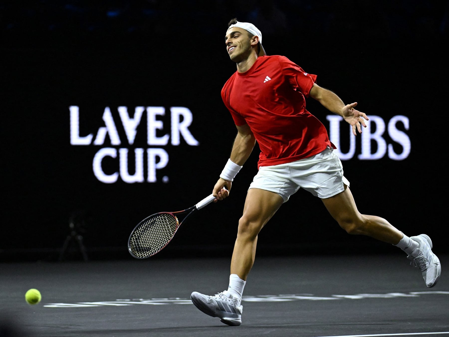 Cerúndolo quedó a dos puntos de la hazaña y Ruud lo amargó en el arranque de la Laver Cup