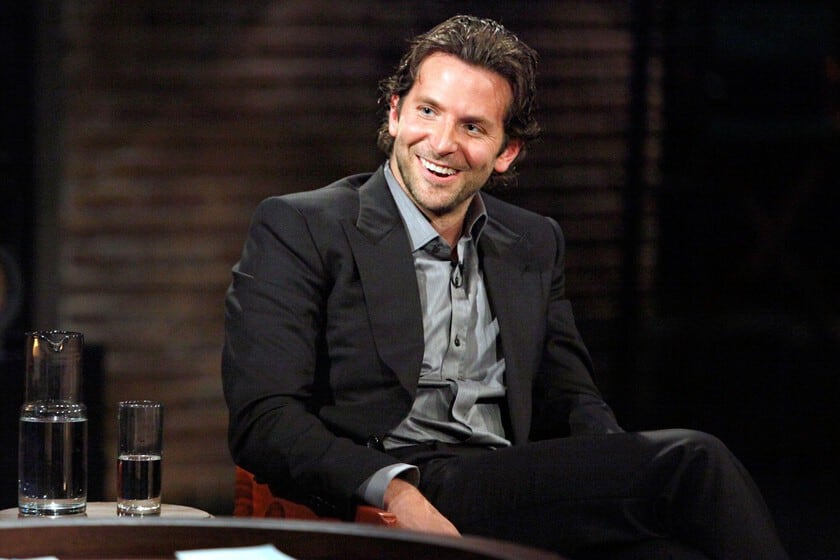 Bradley Cooper se calza el uniforme de Duke y se sube al carro de G.I. Joe junto a Danny McBride