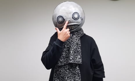 Yoko Taro y el oficio de seguir creando: la confesión del hombre detrás de la máscara