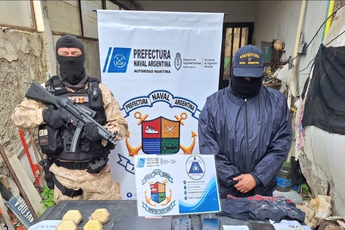 Secuestran diez kilos de oro ocultos en un tanque de inodoro en un domicilio allado por Prefectura en Caleta Olivia
