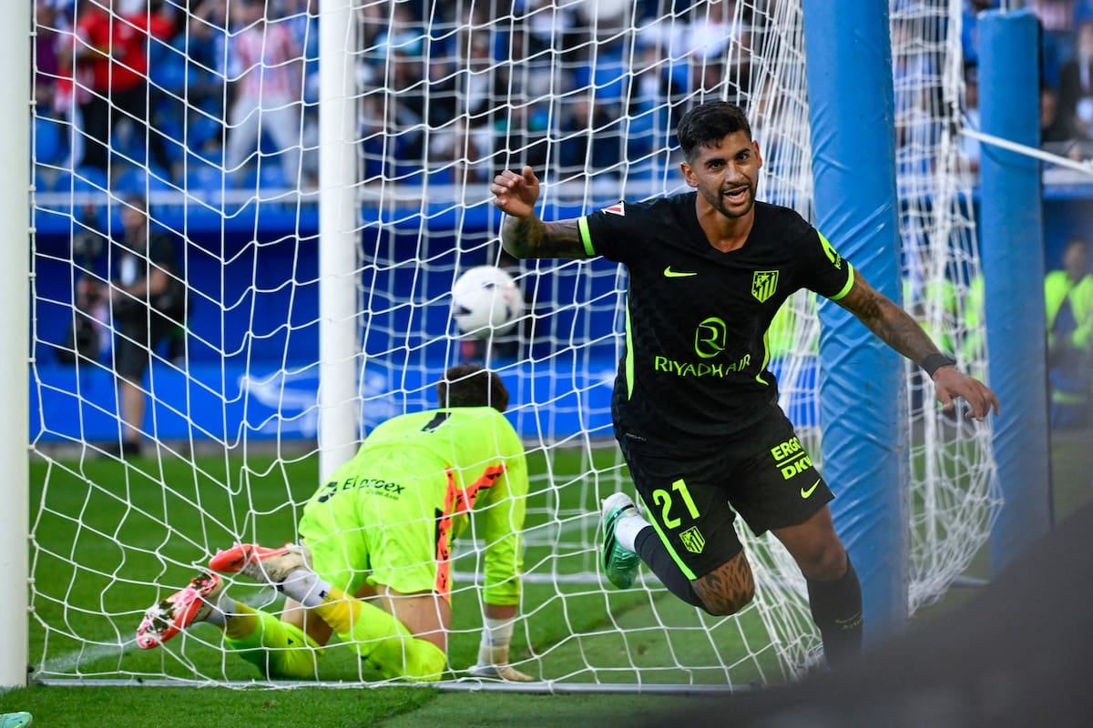 El cabezazo de Cuti Romero en el descuento le dio al Atlético una victoria que no le sobró nada ante Alavés