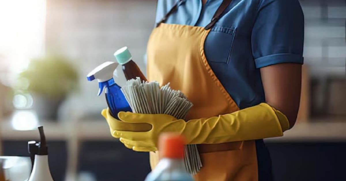 El personal de casas particulares encara la recta final del año con subas mensuales escalonadas y cambios en la composición del sueldo