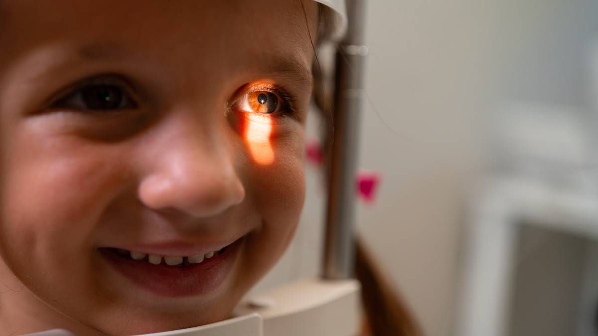 Una mañana para mirar a los chicos a los ojos: Neuquén abre sus consultorios a la vista infantil