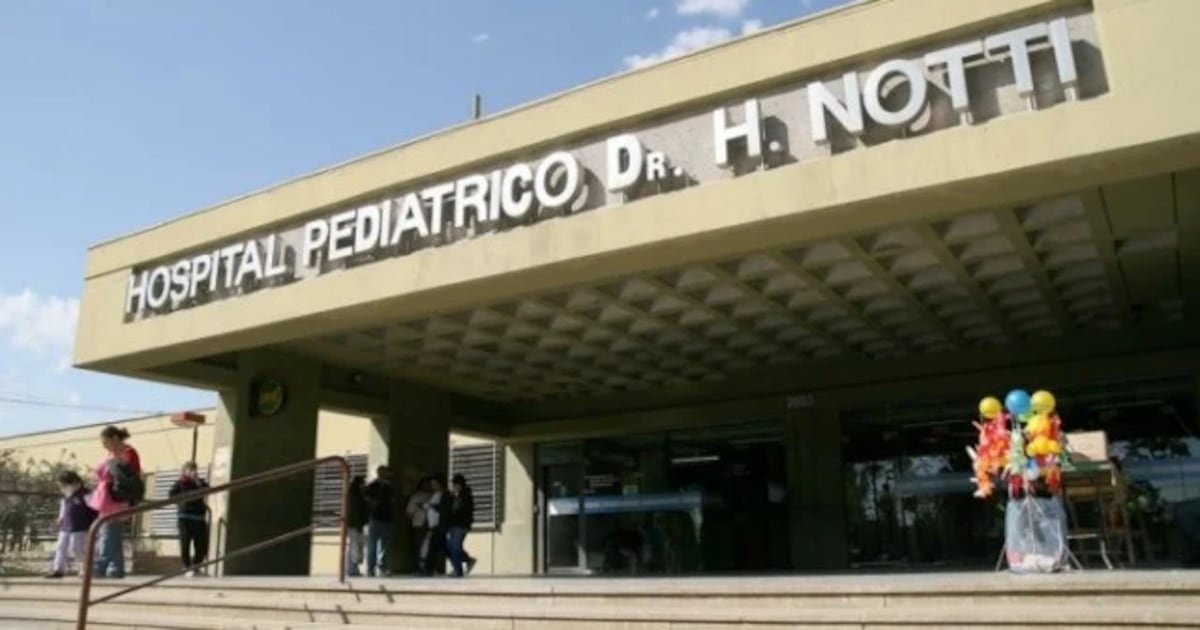 Murió una niña de ocho años en Maipú tras un choque entre una moto y una camioneta