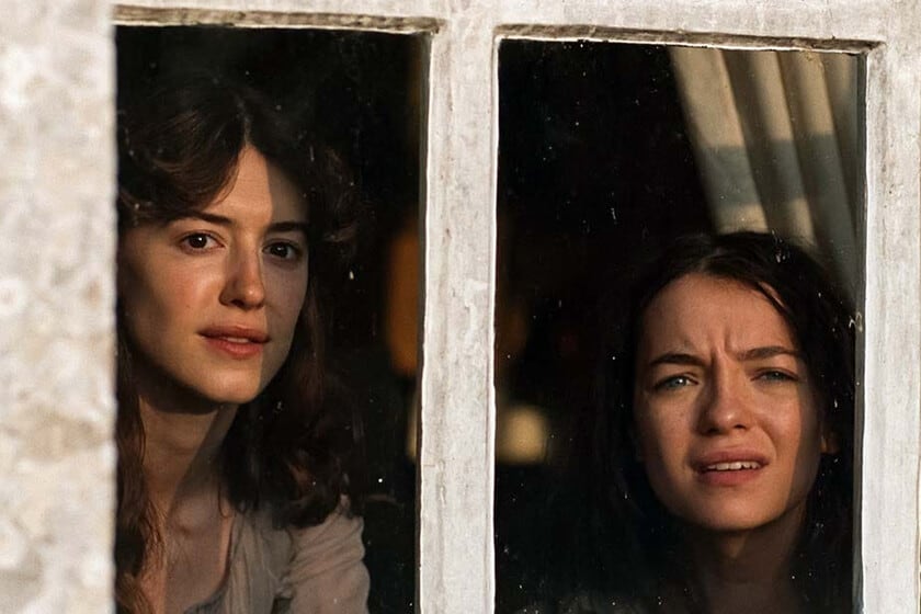 De la manor house al/pub: qué dice Sentido y sensibilidad de las mujeres que quedaron sin herencia